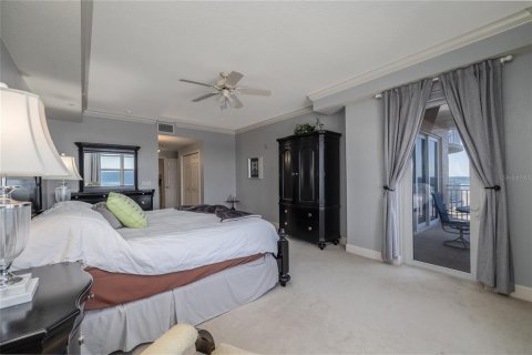 Condo in Daytona Beach, Florida, 3 bedrooms  № 2136263 - photo 21
