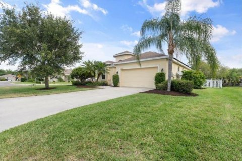 House in Parrish, Florida 3 bedrooms, 173.63 sq.m. № 1911012 - photo 2
