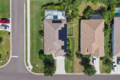 House in Parrish, Florida 3 bedrooms, 173.63 sq.m. № 1911012 - photo 30