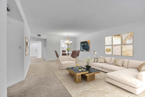 Condo in Coconut Creek, Florida, 2 bedrooms  № 2087992 - photo 13