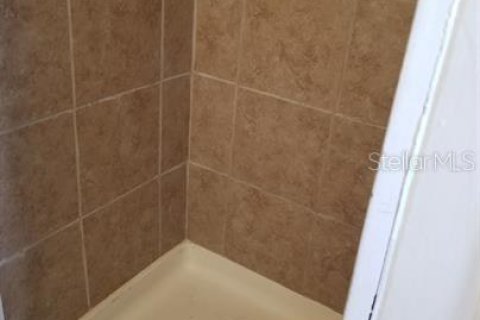 Apartamento en alquiler en Tarpon Springs, Florida, 26.01 m2 № 1877096 - foto 11