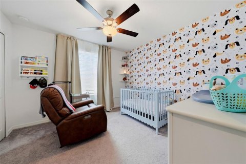 House in Zephyrhills, Florida 4 bedrooms, 163.88 sq.m. № 2212034 - photo 17