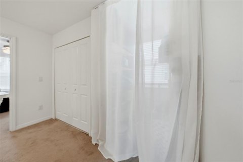 House in Zephyrhills, Florida 4 bedrooms, 163.88 sq.m. № 2212034 - photo 24