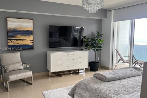 Copropriété à louer à Hallandale Beach, Floride: 3 chambres, 155.61 m2 № 2153604 - photo 12