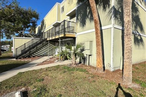 Condo in Winter Park, Florida, 2 bedrooms № 2092596 - photo 8