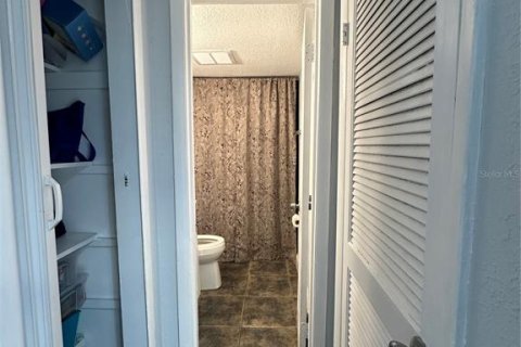 Condo in Winter Park, Florida, 2 bedrooms № 2092596 - photo 15