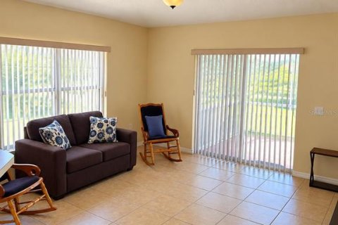 House in Kissimmee, Florida 4 bedrooms, 174.1 sq.m. № 2391651 - photo 4