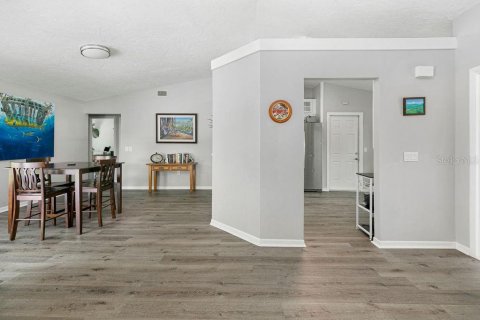 House in Titusville, Florida 3 bedrooms, 136.19 sq.m. № 2350402 - photo 22