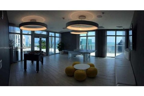 Снять в аренду кондоминиум в Майами, Флорида 2 спальни, 108.23м2, № 2025146 - фото 7