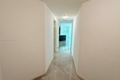 Снять в аренду кондоминиум в Майами, Флорида 2 спальни, 108.23м2, № 2025146 - фото 21