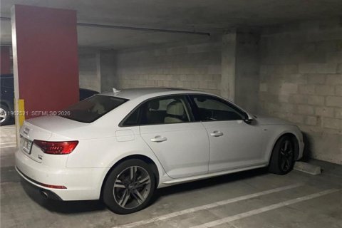 Снять в аренду кондоминиум в Майами, Флорида 2 спальни, 108.23м2, № 2025146 - фото 17