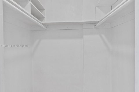 Copropriété à vendre à Miami, Floride: 1 chambre, 79.99 m2 № 2010594 - photo 19