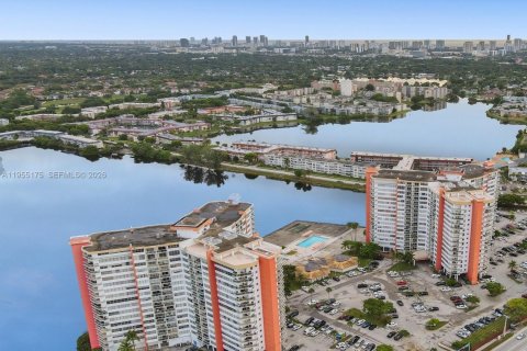 Copropriété à vendre à Miami, Floride: 1 chambre, 79.99 m2 № 2010594 - photo 28