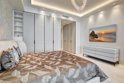 Condominio en venta en Sunny Isles Beach, Florida, 4 dormitorios, 302.12 m2 № 1454623 - foto 25