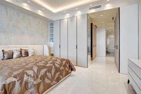 Condominio en venta en Sunny Isles Beach, Florida, 4 dormitorios, 302.12 m2 № 1454623 - foto 24