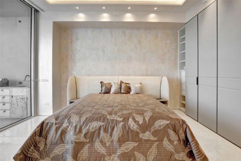 Condominio en venta en Sunny Isles Beach, Florida, 4 dormitorios, 302.12 m2 № 1454623 - foto 23