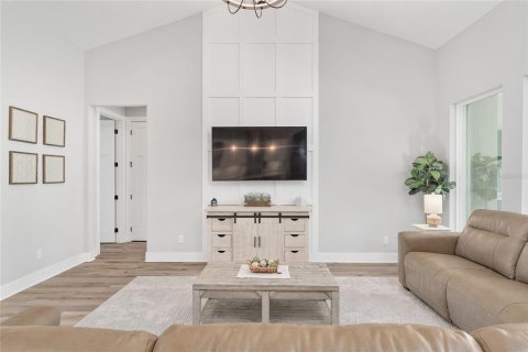 Villa ou maison à vendre à Oxford, Floride: 4 chambres, 263.84 m2 № 1907288 - photo 23
