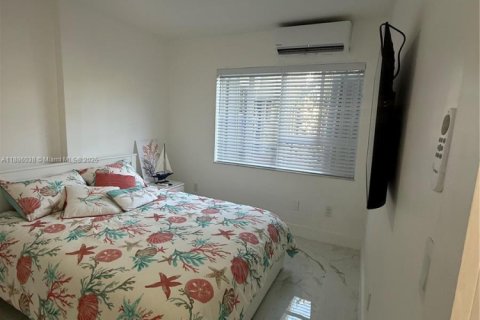 Copropriété à louer à Miami Beach, Floride: 2 chambres, 55 m2 № 1941863 - photo 20