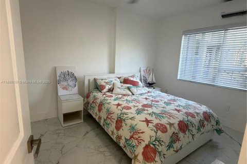 Copropriété à louer à Miami Beach, Floride: 2 chambres, 55 m2 № 1941863 - photo 16