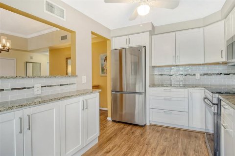 Copropriété à louer à Sarasota, Floride: 2 chambres, 114.27 m2 № 2432690 - photo 14