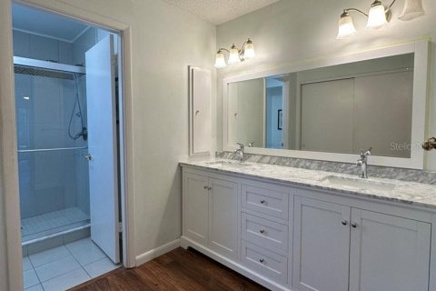 Copropriété à louer à Sarasota, Floride: 2 chambres, 114.27 m2 № 2432690 - photo 21