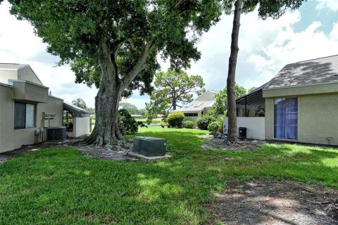 Copropriété à louer à Sarasota, Floride: 2 chambres, 114.27 m2 № 2432690 - photo 28