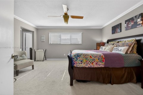 Townhouse in Plantation, Florida 3 bedrooms, 155.61 sq.m. № 2027845 - photo 21