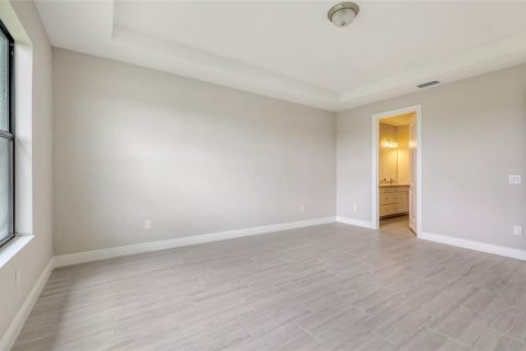 House in Parrish, Florida 3 bedrooms, 197.79 sq.m. № 2391380 - photo 24