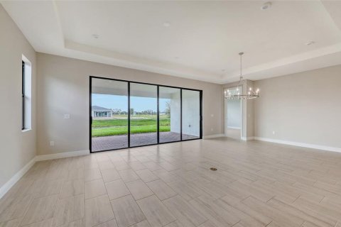 House in Parrish, Florida 3 bedrooms, 197.79 sq.m. № 2391380 - photo 18