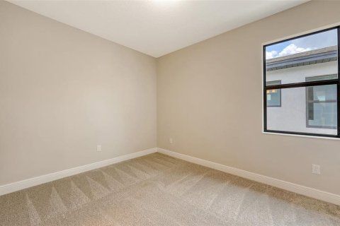 House in Parrish, Florida 3 bedrooms, 197.79 sq.m. № 2391380 - photo 28