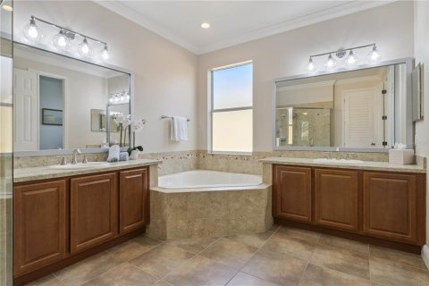 Villa ou maison à vendre à Kissimmee, Floride: 4 chambres, 336.4 m2 № 2196650 - photo 25
