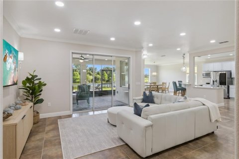 Villa ou maison à vendre à Kissimmee, Floride: 4 chambres, 336.4 m2 № 2196650 - photo 8
