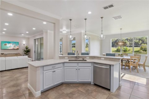 Villa ou maison à vendre à Kissimmee, Floride: 4 chambres, 336.4 m2 № 2196650 - photo 12