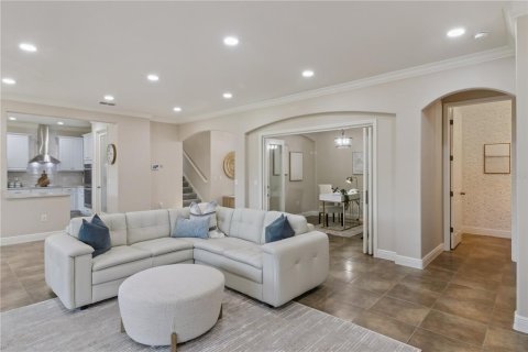 Villa ou maison à vendre à Kissimmee, Floride: 4 chambres, 336.4 m2 № 2196650 - photo 6