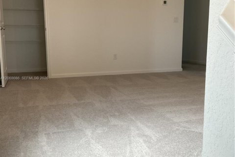 Villa ou maison à vendre à Port St. Lucie, Floride: 5 chambres, 216.09 m2 № 2292704 - photo 26