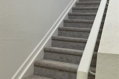Villa ou maison à vendre à Port St. Lucie, Floride: 5 chambres, 216.09 m2 № 2292704 - photo 25