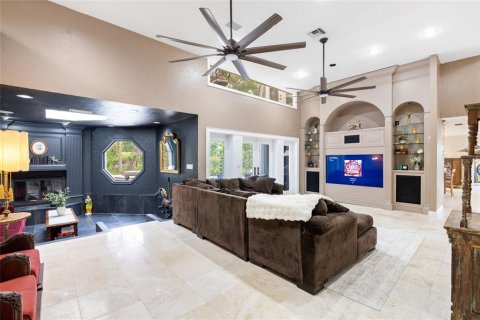 Villa ou maison à vendre à Temple Terrace, Floride: 5 chambres, 385.36 m2 № 2148091 - photo 9