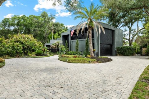 Villa ou maison à vendre à Temple Terrace, Floride: 5 chambres, 385.36 m2 № 2148091 - photo 2