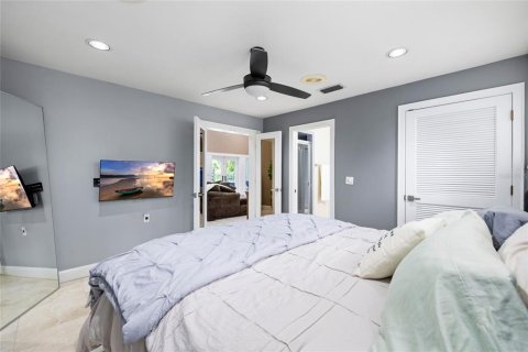 Villa ou maison à vendre à Temple Terrace, Floride: 5 chambres, 385.36 m2 № 2148091 - photo 27