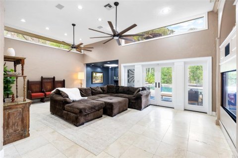 Villa ou maison à vendre à Temple Terrace, Floride: 5 chambres, 385.36 m2 № 2148091 - photo 8