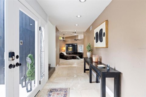 Villa ou maison à vendre à Temple Terrace, Floride: 5 chambres, 385.36 m2 № 2148091 - photo 29