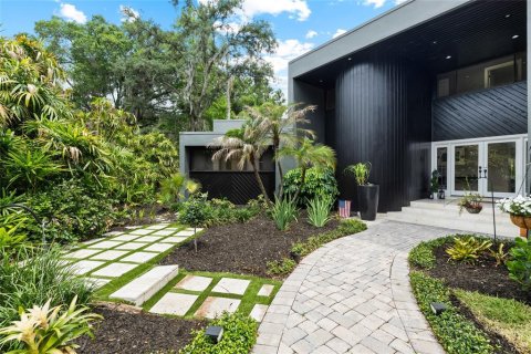 Villa ou maison à vendre à Temple Terrace, Floride: 5 chambres, 385.36 m2 № 2148091 - photo 3