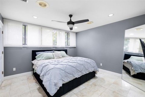 Villa ou maison à vendre à Temple Terrace, Floride: 5 chambres, 385.36 m2 № 2148091 - photo 26