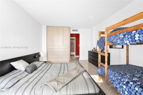 Condominio en venta en Aventura, Florida, 2 dormitorios, 92.53 m2 № 2023610 - foto 24