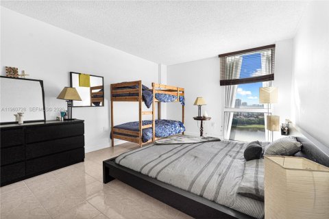 Condominio en venta en Aventura, Florida, 2 dormitorios, 92.53 m2 № 2023610 - foto 22
