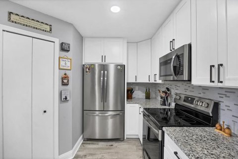 Casa en venta en Bradenton, Florida, 3 dormitorios, 188.03 m2 № 2150891 - foto 11