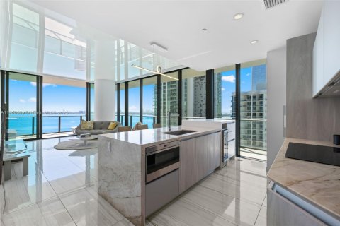 Copropriété à vendre à Miami, Floride: 4 chambres, 207.36 m2 № 1708262 - photo 3