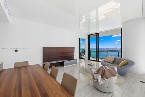 Copropriété à vendre à Miami, Floride: 4 chambres, 207.36 m2 № 1708262 - photo 9
