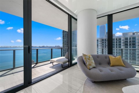 Copropriété à vendre à Miami, Floride: 4 chambres, 207.36 m2 № 1708262 - photo 6