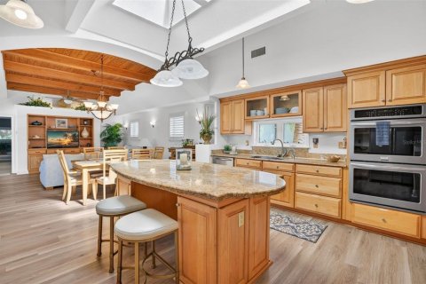 Casa en venta en Clearwater, Florida, 6 dormitorios, 368.91 m2 № 2196905 - foto 15